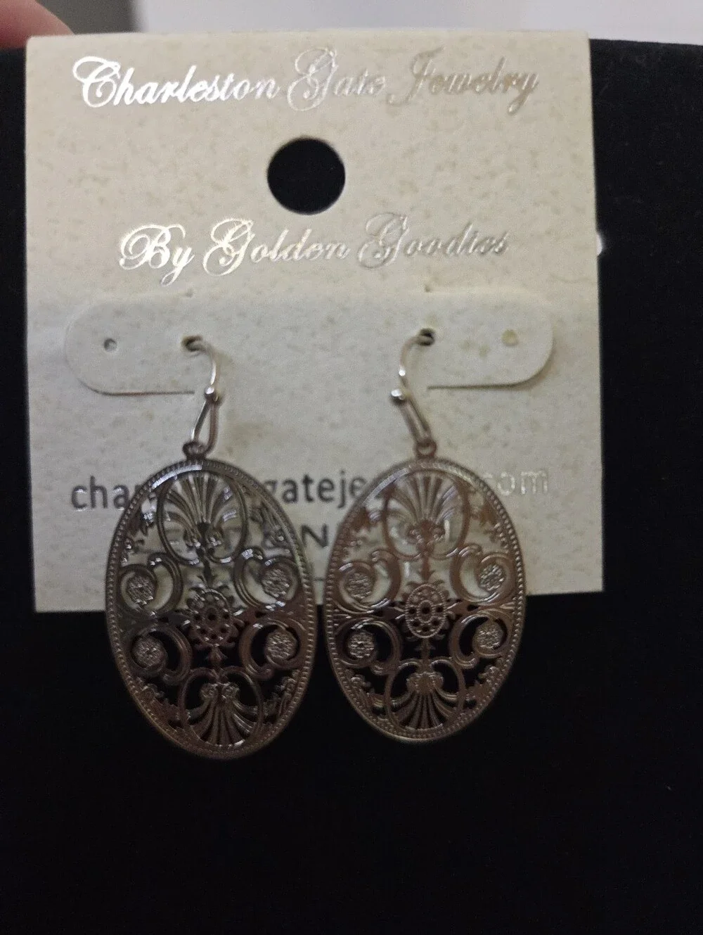 Charleston Gate Jewelry Silver Tone Oval Pierced Earrings NWT